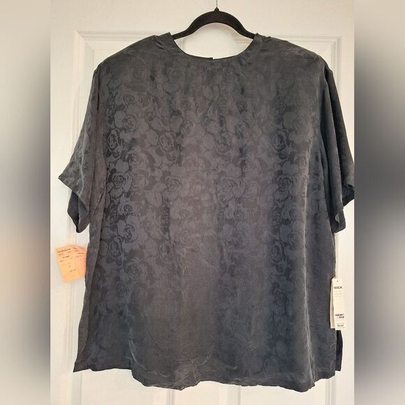 Silx‎ black floral silk top size 1x vintage - Picture 1 of 10